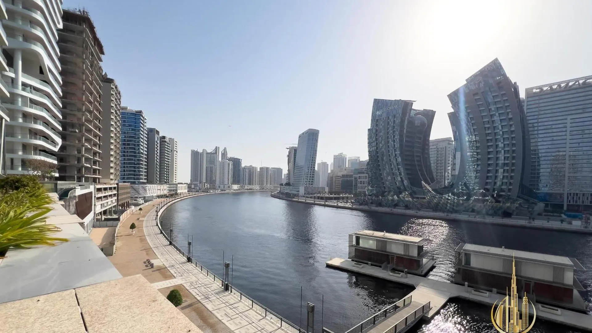 Hamilton Residence - Premium 1Br Best Canal View - Business Bay דירה דובאי