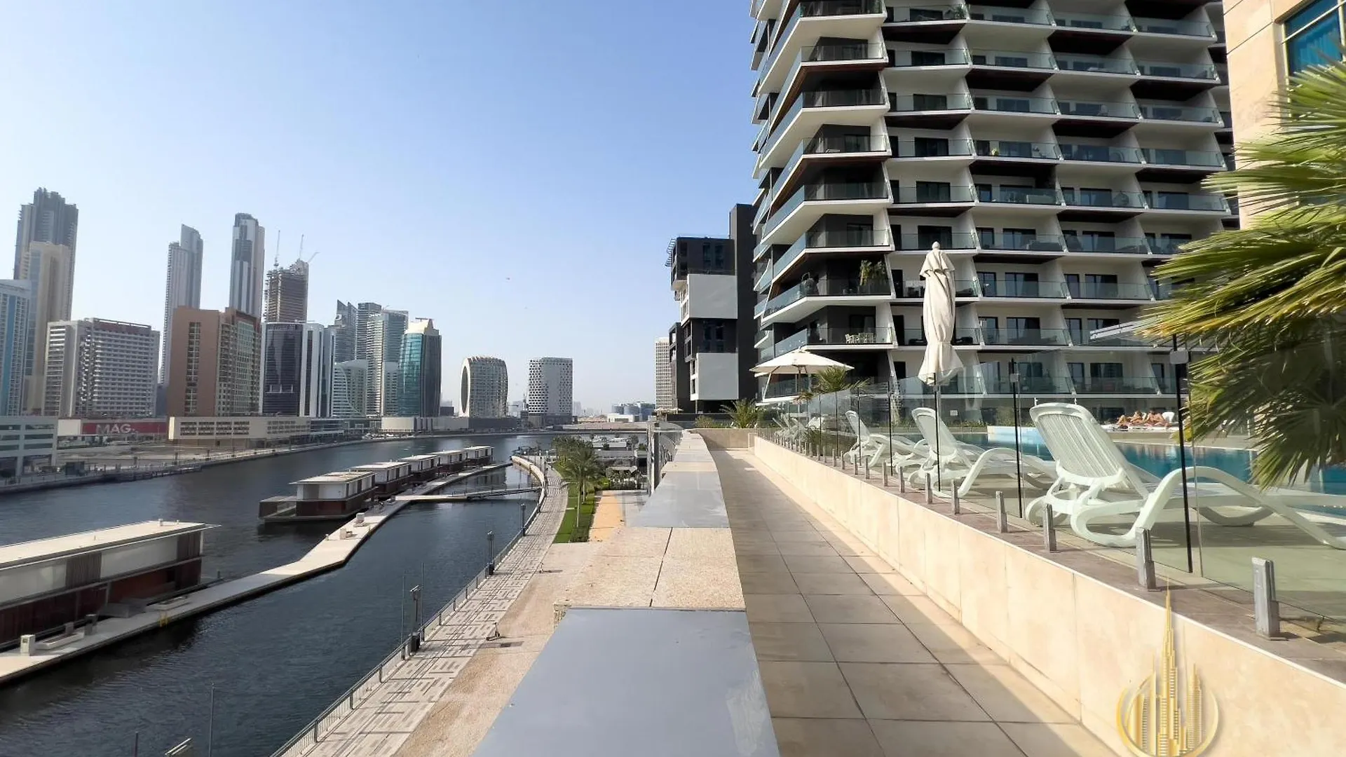 Hamilton Residence - Premium 1Br Best Canal View - Business Bay Dubai