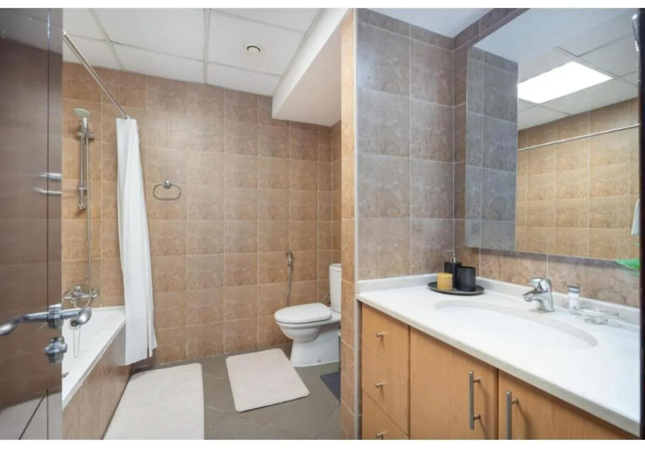 Hamilton Residence - Premium 1Br Best Canal View - Business Bay 0*, Dubai