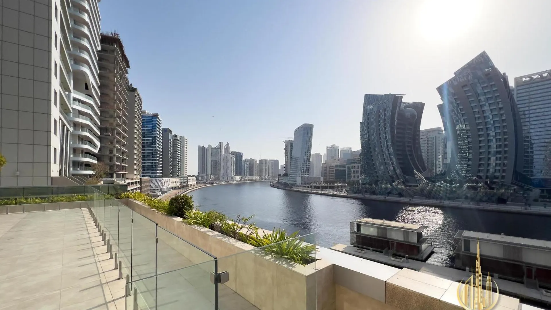 Hamilton Residence - Premium 1Br Best Canal View - Business Bay